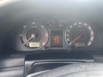 ŠKODA SUPERB I 2,0 TDI 103 KW ELEGANCE - 20