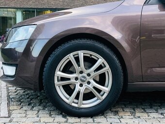 Škoda Octavia 1.6TDI 81KW MANUÁL VÝHŘEV SENZORY BEZ KOROZE - 20