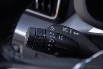Volvo XC60 D4 2.0L Drive-E Momentum Geartronic - 20