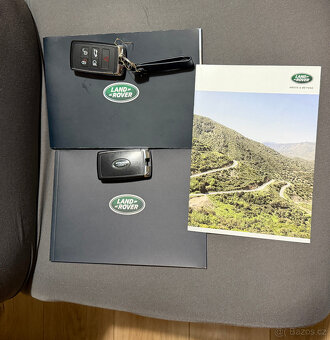 Land Rover Range Rover Velar P400E R-DYNAMIC 404 PS V ZÁRUKE - 20