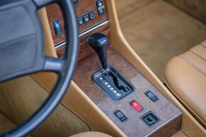 1986 Mercedes-Benz 560 SL R107 - 20