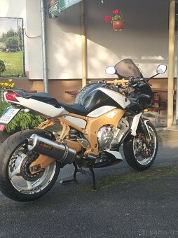 Yamaha FZ1 - 20