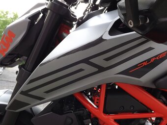 KTM 125 Duke - 20