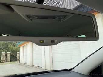 Skoda Superb 2.0 TDI CR DSG Elegance - 20