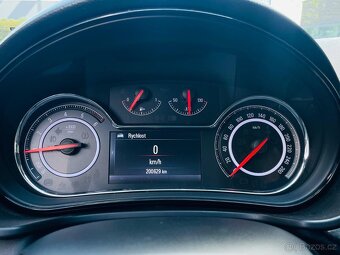 Opel Insignia 2.0D 103KW MANUÁL VÝHŘEV SERVISKA BEZ AD BLUE - 20