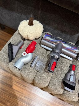 Vysavač Dyson V15™ Detect Absolute - 20