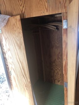 Karavan na pevné stání - 20