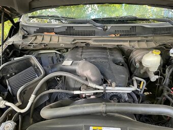 Dodge RAM 1500 Sport 4x4 - 20