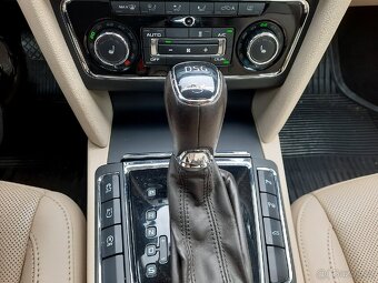 Škoda superb Laurin a Klement 2,0 tdi 125kw r.v 2015 čr - 20