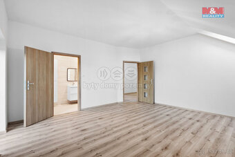 Prodej rodinného domu 6+kk, 276 m², Rabakov - 20