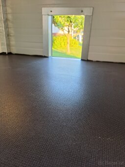 KURNÍK PRO SLEPICE - 20