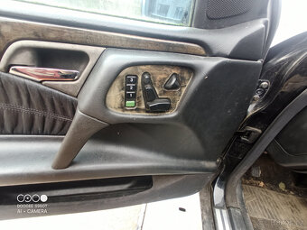 Prodám veškeré náhradní díly Mercedes Benz w210 300TD - 20