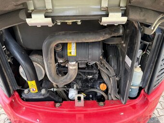 Minibagr Takeuchi TB23R - 20