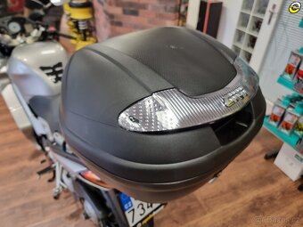 Honda VFR 800 - 20
