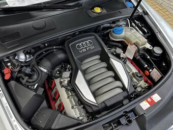 Audi A6 4.2 V8 FSI Quattro 257kW Facelift 4x4 Kůže Navi BOSE - 20