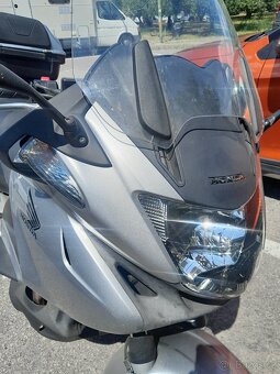 Honda Deauville 700, 2008, výborný stav - 20