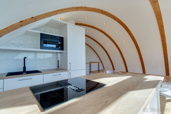 Pronájem bytu 4+kk, 142 m2, ul. Na Sychrově, Praha 10 - Mich - 20