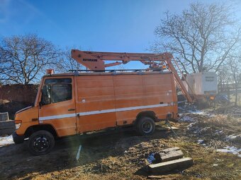 Plošina s regály mercedes Vario - 20