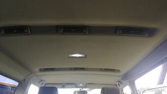 VW T4 Caravelle 2,5 TDI (75kW), r.v. 2003, TOP STAV - 20