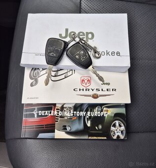 JEEP CHEROKEE 2.8CRD 130KW 1 MAJITEL 4x4 LIMITED BEZ KOROZE - 20