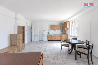 Prodej ubytovacího zařízení, 800 m², Přerov, ul. Dluhonská - 20