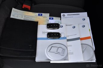 Volkswagen Touran 1.6 TDi CR HIGHLINE DSG,XENONY,KAMERA,TEMP - 20