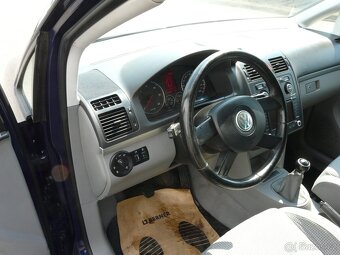 VW Touran 2.0 TDi HIGHLINE-103 KW. Mod. 2006, Bez koroze - 20