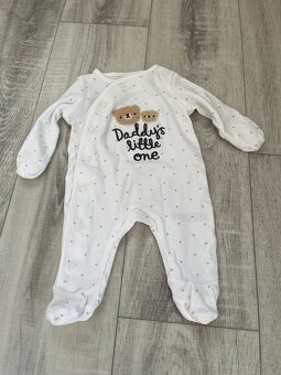 Miminko holčička 0-6 M - top stav - 20