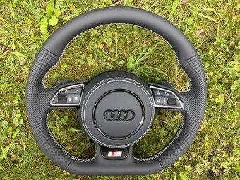 VYHRIVANY AUDI VOLANT ZREZANY - PERFOROVANA KUZE - 20