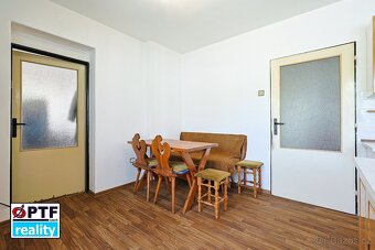 Dvougenerační rodinné sídlo + hospodářské zázemí + ovocná za - 20