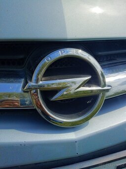 Opel Astra J 1.4i 74kW první majitel najeto pouze 50tis.km - 20