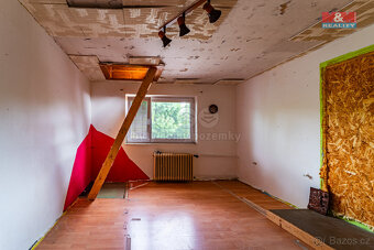 Prodej rodinného domu, 133 m², Hlavno - 20