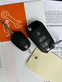 Citroën C4 Cactus 1.2 VTi, 60kW, Klima, Navi - 20