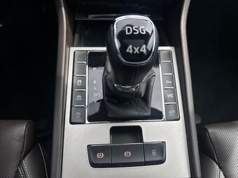 Škoda Superb 2.0 TDi DSG 4x4 L&K, 2021, max výbava - 20