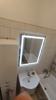 Nabízíme k pronájmu zrekonstruovaný a plně vybavený byt 2+1 - 20