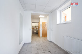 Pronájem komerčního objektu, 635 m², Vřesina - 20