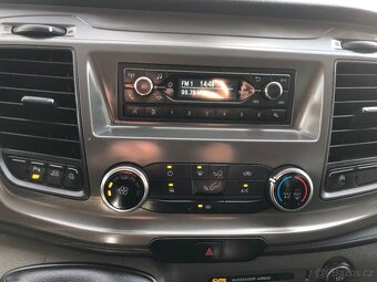 Ford tranzit custom 6míst L2H1 r.v 2019 96kw klimatizace - 20