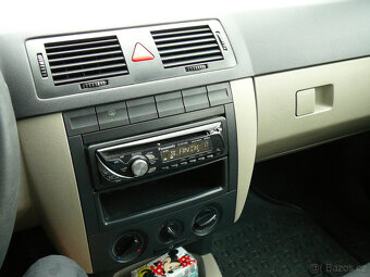 Škoda Fabia - 20