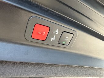Peugeot 5008 ALLURE PACK, 1.5HDi, El. kufr, ČR - 20