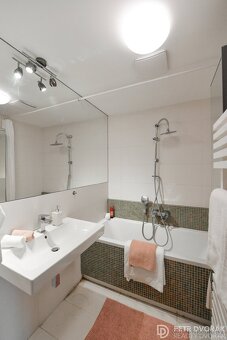 Pronájem bytu 3+kk 68 m² ulice Záhřebská, Praha 2 - část obc - 20