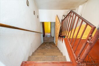 Prodej RD 6+2 se zahradou, pozemek 1815 m2 v obci Mladějov n - 20