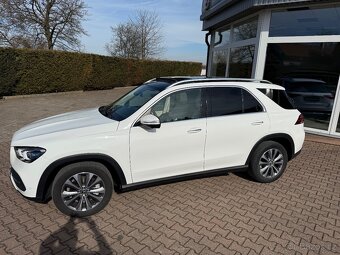 GLE 300d 4-MATIC 180kw,72.000km,2022,ZARUKA,CZ,SERVIS ZDARMA - 20