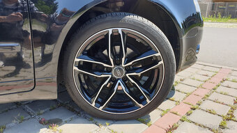 Garážovaná Audi A4 B7 Avant 1.6i - 20
