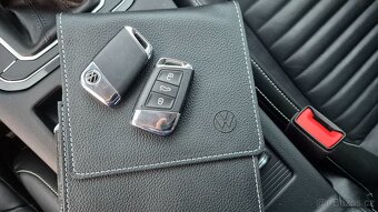 Volkswagen Passat 1.5 TSi 110kw 2021 ELEGANCE ZÁRUKA - 20