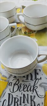 Porcelánové šálky Art Deco H.C.Chodau - 20