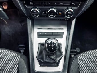 Škoda Octavia Combi 1.6 TDI 110k Active - 20