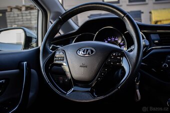 Kia Ceed 1.4 MPI, 74kW, Platinum, Uefa Edition 2016 - 20