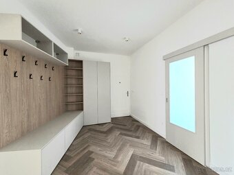 Pronájem bytu 3+1, 3 balkóny, Karlovo nám., Praha 2 - 20