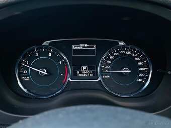Subaru Forester 2.0D 4x4 AUTOMAT FACELIFT VÝHŘEV TAŽNÉ - 20