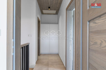 Prodej apartmánového domu, Dolní Lomná - 20